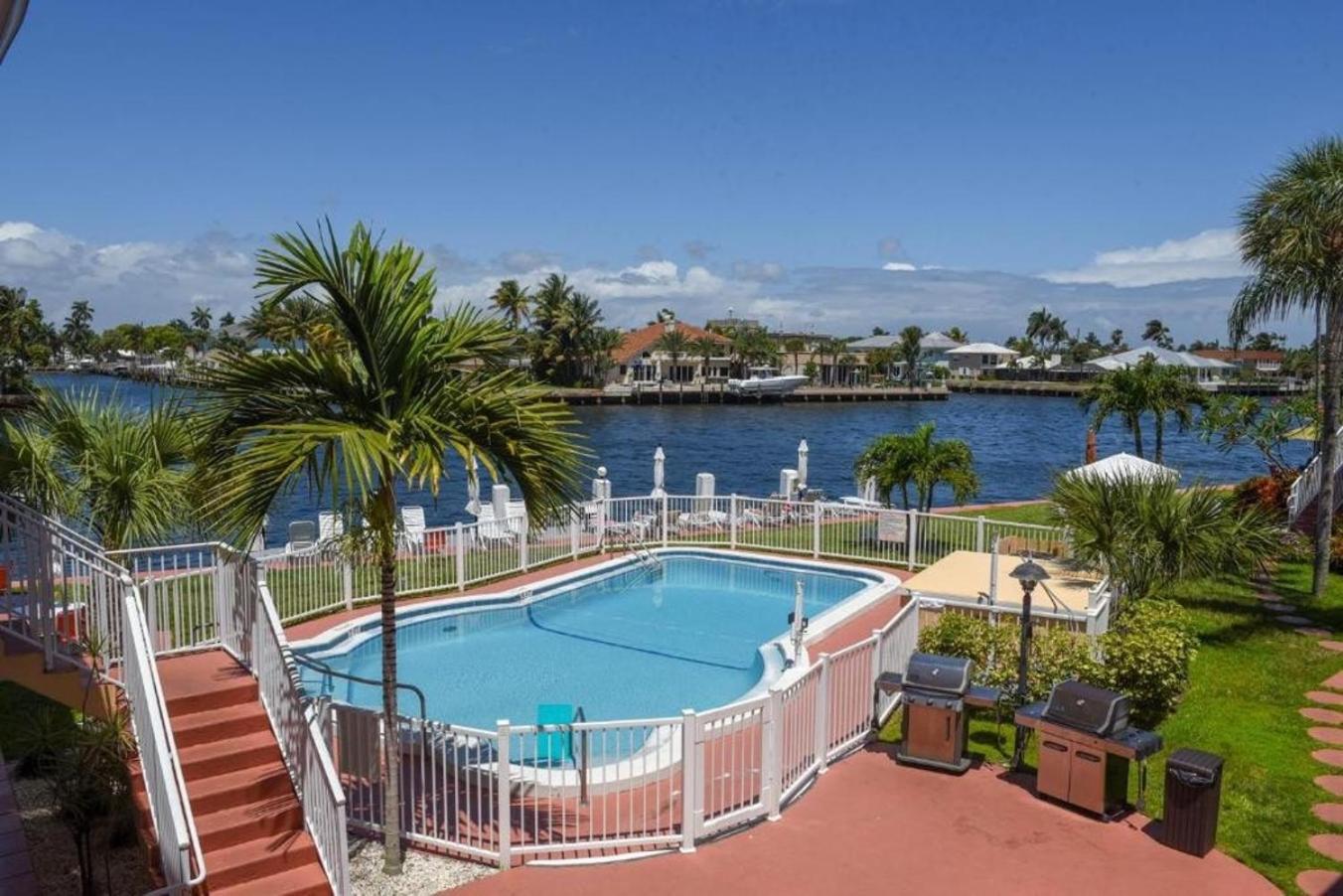 ポンパノビーチ Studio Intracoastal Views! 5 Min Walk To The Beachヴィラ エクステリア 写真
