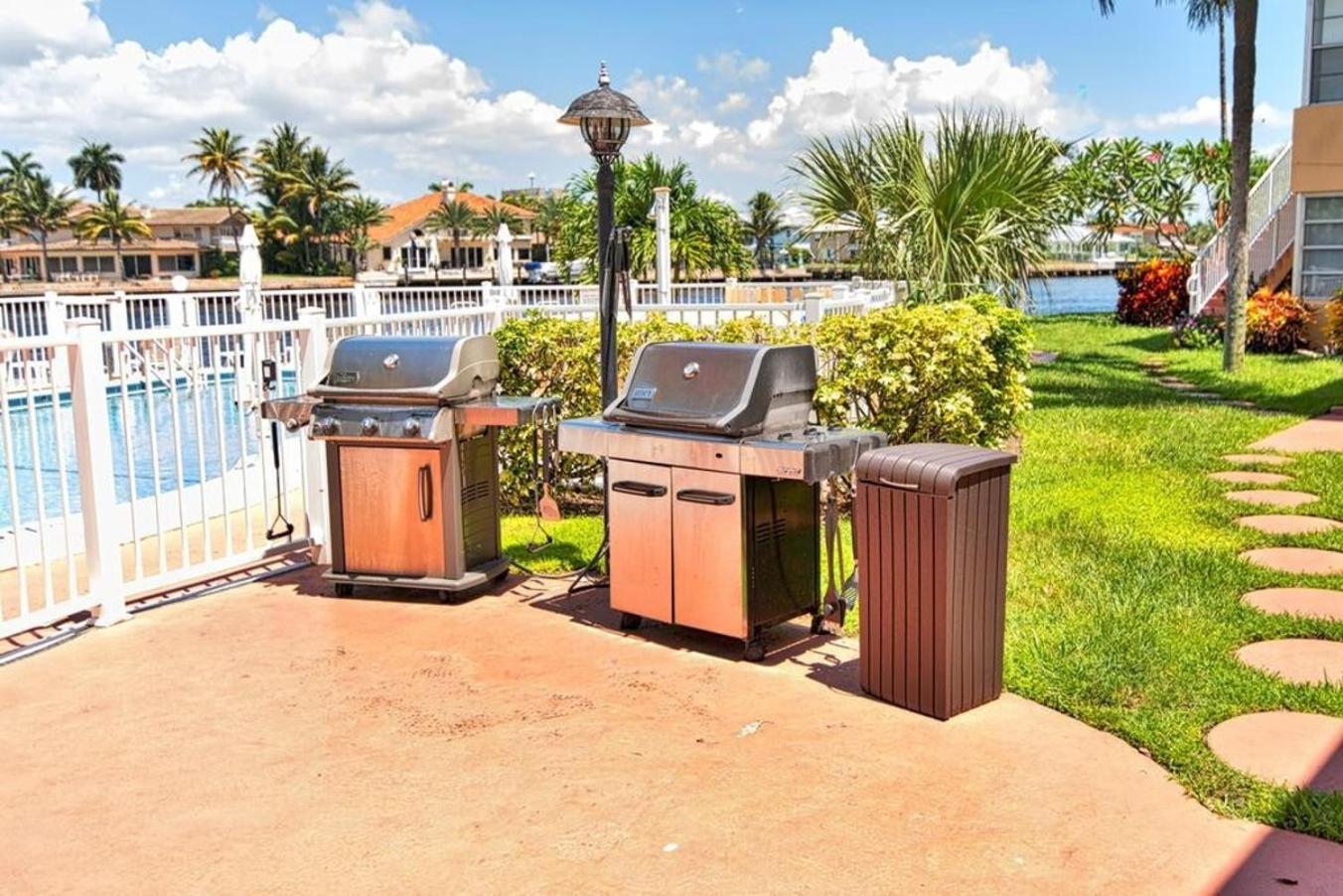 ポンパノビーチ Studio Intracoastal Views! 5 Min Walk To The Beachヴィラ エクステリア 写真