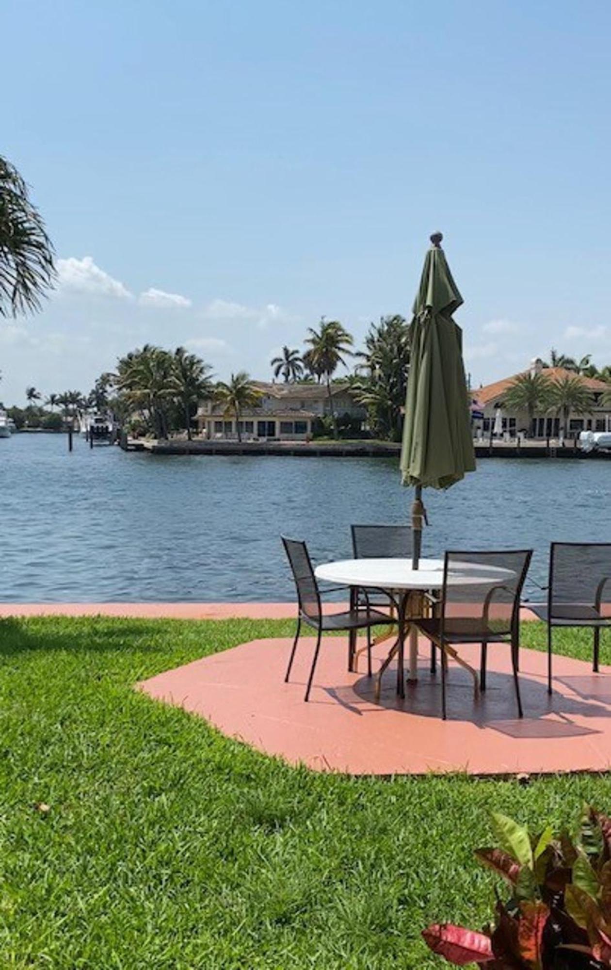 ポンパノビーチ Studio Intracoastal Views! 5 Min Walk To The Beachヴィラ エクステリア 写真